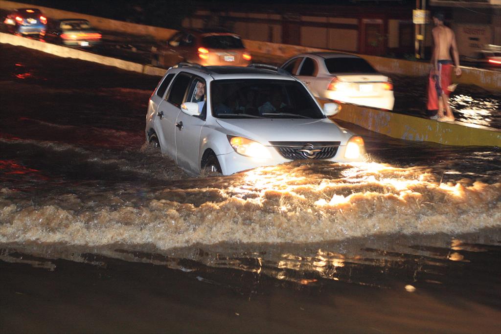 Inundacion Distribuidor San Blas 